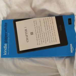 Kindle Paperwhite (8 GB) – Now with a 6.8" display and adjustable warm light – B